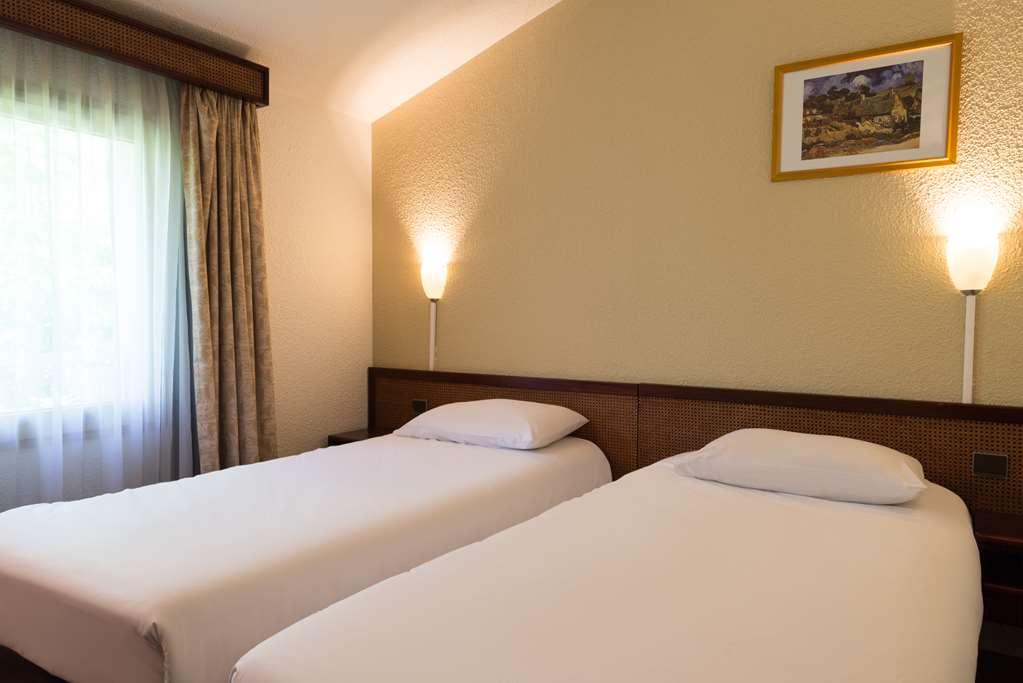 Hotel Le Barry, Toulouse Nord 格拉登图尔 客房 照片