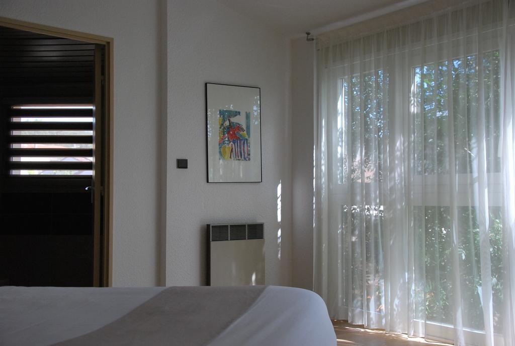 Hotel Le Barry, Toulouse Nord 格拉登图尔 外观 照片