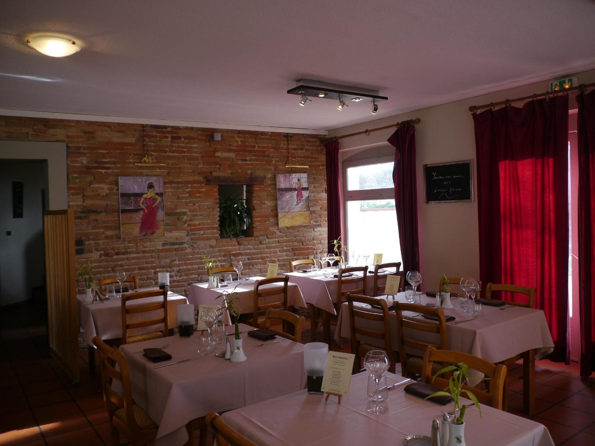 Hotel Le Barry, Toulouse Nord 格拉登图尔 外观 照片