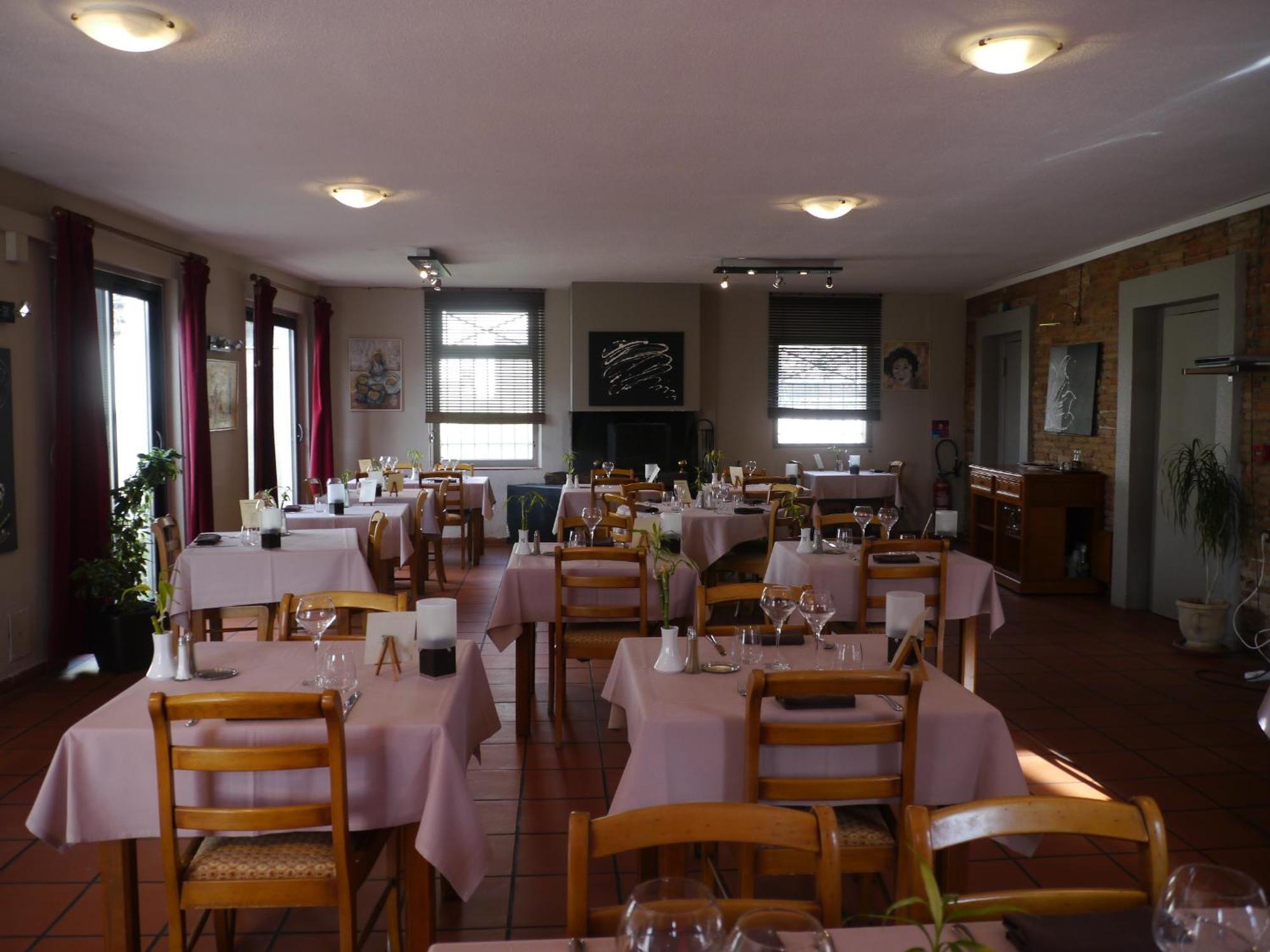 Hotel Le Barry, Toulouse Nord 格拉登图尔 外观 照片