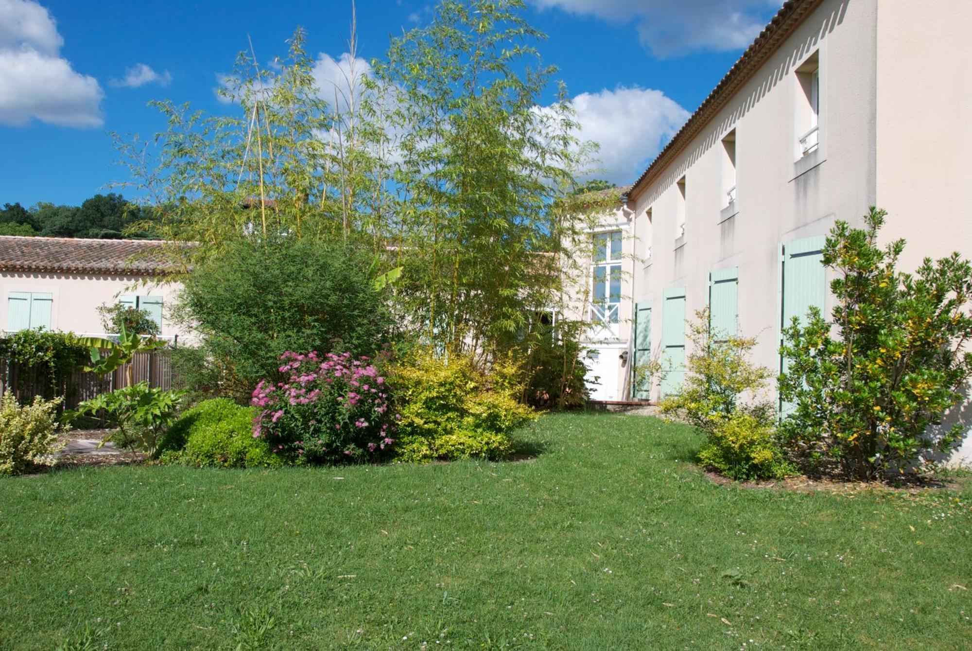 Hotel Le Barry, Toulouse Nord 格拉登图尔 外观 照片